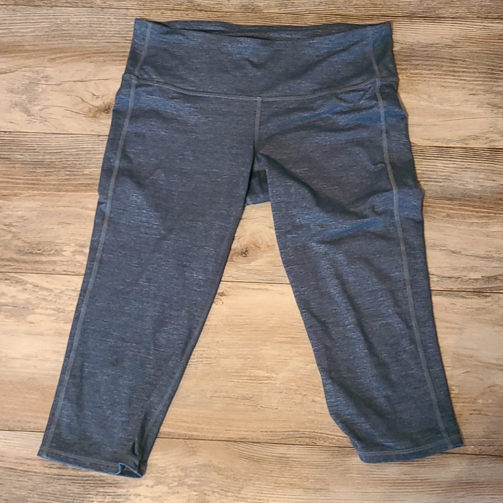 Athleta crop legging